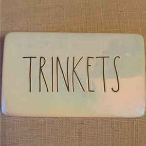 Rae Dunn Artisan Collection Ceramic Piece